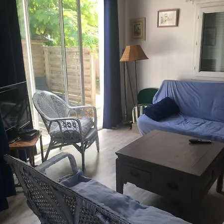 펜션 Maison La Chambrette